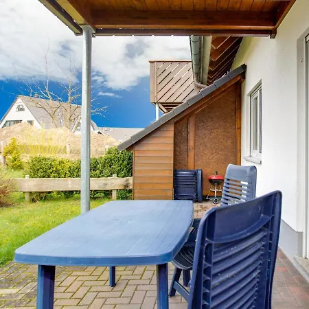Apartment In With Terrace, Garden, Deckchairs *